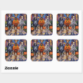 Greyhound Trick-or-Treating in Halloween kostuums Vierkante Sticker (Vel)