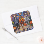 Greyhound Trick-or-Treating in Halloween kostuums Vierkante Sticker (Envelop)