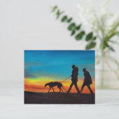Greyhound Walk op Sunset Dog Art Briefkaart (Staand voorkant)