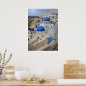 Griekenland, Santorini. Kellentoren en blauwe domp Poster (Keuken)