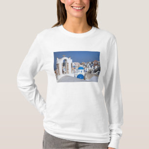 Griekenland, Santorini. Klokkentoren en blauwe koe T-shirt