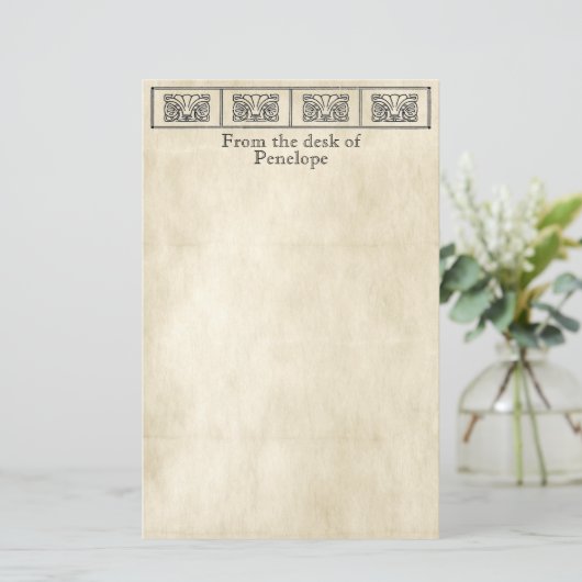 Grieks Bloemen Border Perkament met Naam Briefpapier (Staand voorkant)