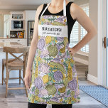 Grieks eten, restaurantskap, Yaya aangepaste tekst Schort<br><div class="desc">Fun apron met een patroon van ingrediënten die in de Griekse keuken worden gebruikt, en twee regels aangepaste tekst. Voeg de naam van een persoon, de naam van uw Yaya, een restaurantnaam, café of winkelnaam toe of verwijder de tekst en rechthoek en gebruik gewoon het patroon. Ideaal voor Griekse restaurants,...</div>