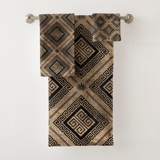 Grieks Meander Key Pattern Black and Gold Bad Handdoek (Insitu)