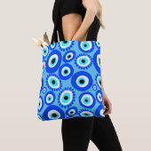 Grieks Oogsymbool Blauw Wit Modern Patroon Tote Bag (Dichtbij)