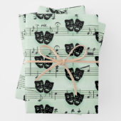 Griekse maskers voor groene muziek en bioscoop inpakpapier vel (In situ)