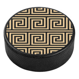 Griekse Meander Key Squares Patroon Bruin Hockey Puck