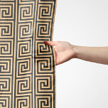 Griekse Meander Key Squares Patroon Bruin Sjaal<br><div class="desc">Elegant,  stijlvol en verfijnd Grieks patroon in bruine en zwarte kleur. Modern en trendy cadeau,  perfect voor de mediterrane liefhebber in je leven.</div>