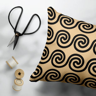 Griekse Meander Key Waves Patroon Bruin Accent Kussen