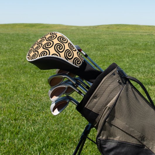Griekse Meander Key Waves Patroon Bruin Golfheadcover (Insitu)