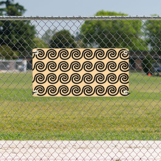 Griekse Meander Key Waves Patroon Bruin Spandoek (Insitu)