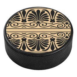 Griekse Mediterraanse Arabesk Patroon Bruin Hockey Puck