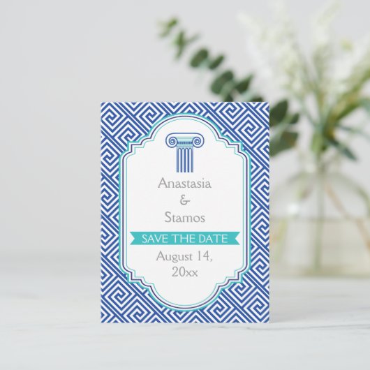 Griekse sleutel en blauwe kolom bruiloft Save the Aankondigingskaart (Staand voorkant)