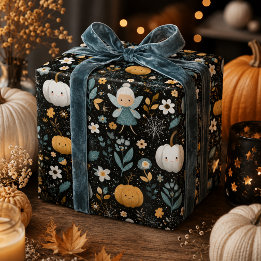 Griezelig Cute Halloweenfee met Pastelkleurige Pom Cadeaupapier