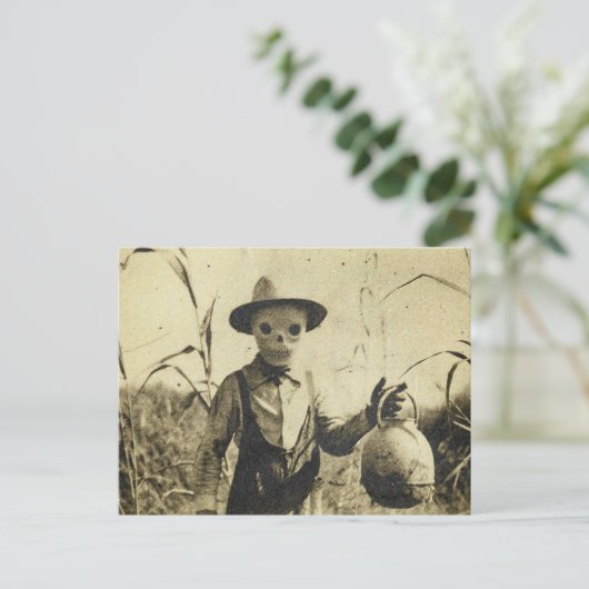 Griezelig  Skelet in maïsveld Briefkaart (Staand voorkant)