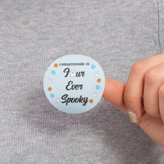 Griezelige 4e verjaardag ronde sticker