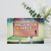 Griezelige Bewegwijzering Motel Uitnodiging (Staand voorkant)