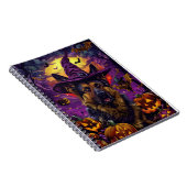 Griezelige Duitse Herdershond Halloween Heks Pompo Notitieboek (Rechterzijde)