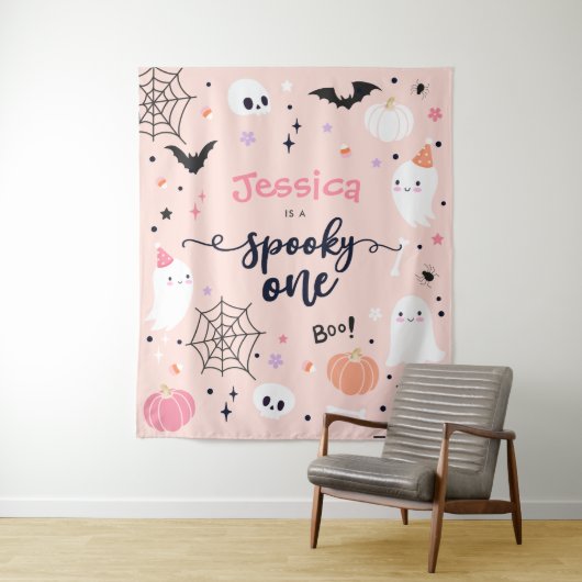 Griezelige Eén Schattige Halloween Geest 1e Verjaa Wandkleed (In situ)