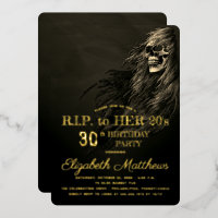 Griezelige haar schedel RIP voor haar 20e verjaard