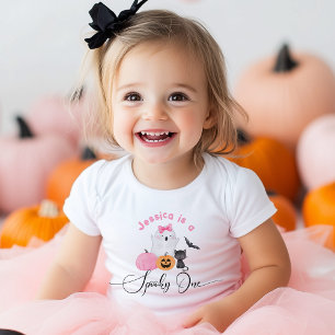 Griezelige Halloween verjaardag roze kleine Boo