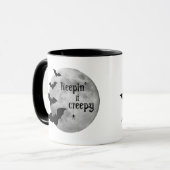 Griezelige mok 'Keepin' It Creepy' (Voorkant links)