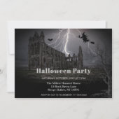 Griezelige Oude Ruïne Halloween Feest Uitnodiging (Voorkant)