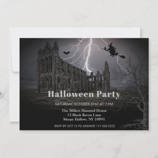 Griezelige Oude Ruïne Halloween Feest Uitnodiging (Voorkant)