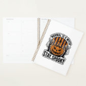 Griezelige Pompoen Heks Vintage Gravure Halloween Planner (Display)