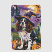 Griezelige Springer Spaniel Halloween Heksenpompoe Golfhanddoek (Voorkant)