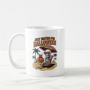 Griezelige Zomer Skelet Wachtend op Halloween Koffiemok