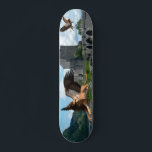 Griffin Mythological Animal Medieval Castle Persoonlijk Skateboard<br><div class="desc">Dit ontwerp kan worden gepersonaliseerd door de aanpassingsoptie te kiezen om tekst toe te voegen of andere veranderingen aan te brengen. Als dit product de optie heeft om het ontwerp naar een ander object over te brengen, moet u het ontwerp zo nodig aanpassen. Neem contact met me op colorflowcreations@gmail.com als...</div>