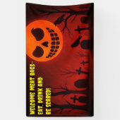 Grijnzende Maan Kerkhof: Halloween Nacht Spandoek (Verticaal)