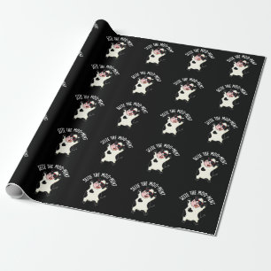 Grijp Het Moment Grappige Koe Pun Donkere BG Cadeaupapier
