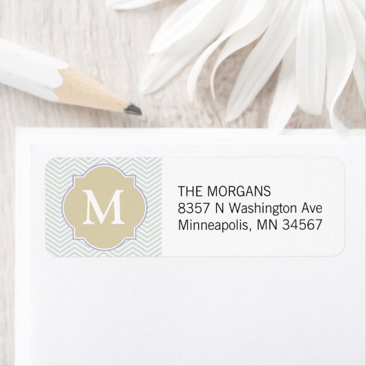 Grijs & Beige Modern Chevron Custom Monogram Etiket (Insitu)