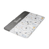 Grijs Blauw Aquarel Wilde Bloem Monogram Badmat (Gekanteld)