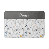 Grijs Blauw Aquarel Wilde Bloem Monogram Badmat (Voorkant)