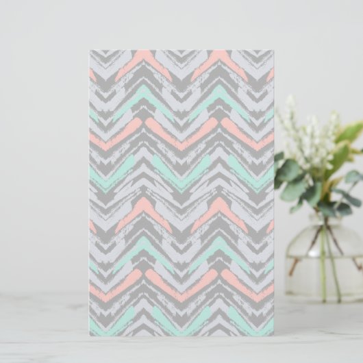 Grijs, Blauwgroen en koraal met Chevron Pattern Briefpapier (Staand voorkant)