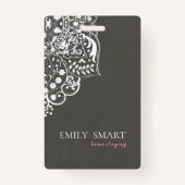 Grijs Bloemen Damasks Wit Kant Badge (Voorkant)