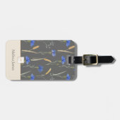 Grijs Bloemen Wildflower Monogram Bagagelabel (Voorkant horizontaal)