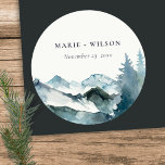 Grijs Blush Green Blue Mountains Pine Weddenschap Ronde Sticker<br><div class="desc">Als u nog meer aanpassingen nodig hebt,  kunt u mij op yellowfebstudio@gmail.com vrij klikken.</div>