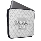  grijs Damask-patroonmonogram & naam Laptop Sleeve (Voorkant Rechts)