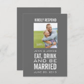 Grijs Eet Drink en Getrouwd Foto Bruiloft RSVP (Voorkant / Achterkant)