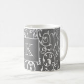 Grijs Elegant Floury Monogram Mok (Voorkant rechts)