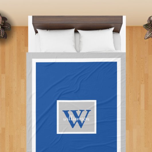 Grijs en Blauw Modern Eenvoudig Initiaal en Naam Fleece Deken