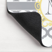 Grijs en geel Marokkaans patroon met monogram Muismat (Hoek)