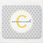 Grijs en Geel Quatrefoil Monogram Muismat (Voorkant)
