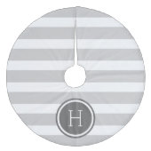 Grijs en Houtskool Preppy Strepen Monogram Fleece Kerstboom Rok (Voorkant)