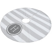 Grijs en Houtskool Preppy Strepen Monogram Fleece Kerstboom Rok (Gekanteld)