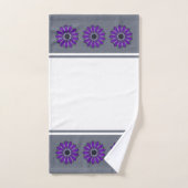 Grijs en paarse abstracte bloem bad handdoek (Handdoek)